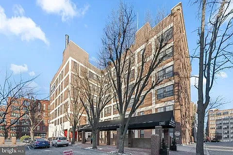 1 bed, 593 sqft, $1,725 — Photo 1