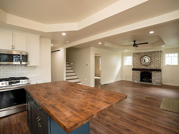 4th image of 804 Oak Hill Dr