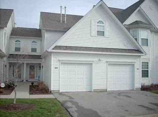 9844 Old Johnnycake Ridge Rd #17, Concord Township, OH 44060