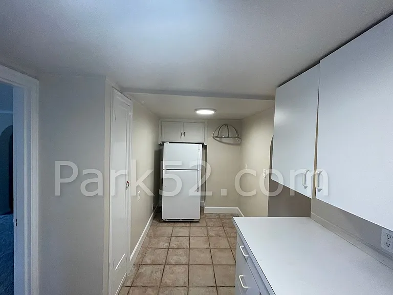 406 N 6th St #1/2 — Photo 10