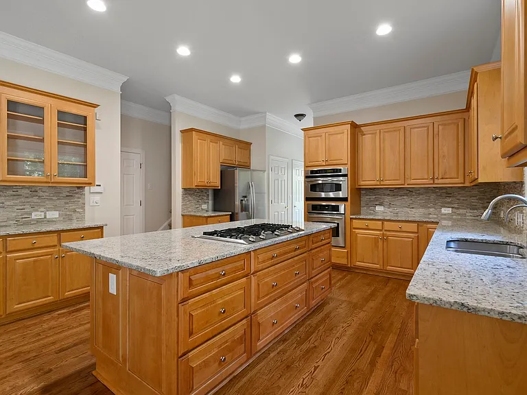 7615 Quail Park Dr — Photo 12