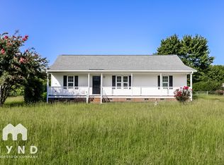 204 Skylar Ln, Four Oaks, NC 27524