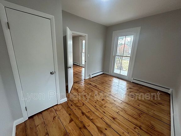 4th image of 12 Oil Mill Ln Floor 1-1A