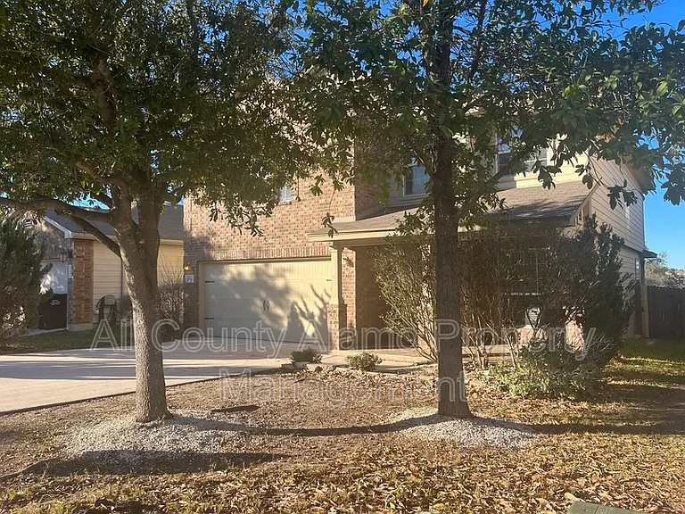 156 Katherine Way — Photo 14