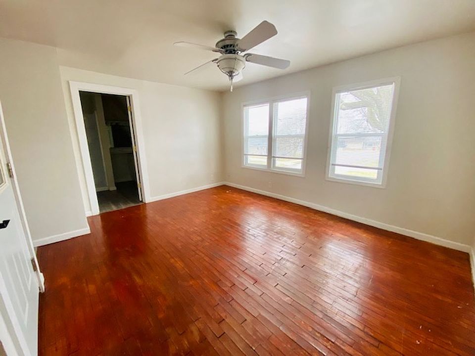 351 Cleveland Street Duplex 351 Cleveland St Brillion WI Zillow