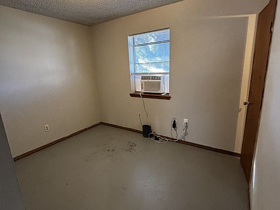 5th image of 101 Stanton Dr E APT 51