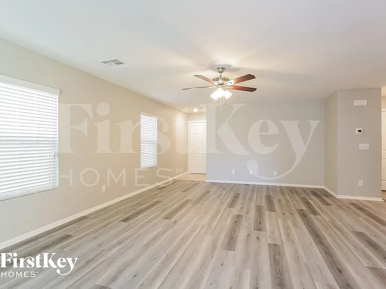 9316 Polwarth Ct — Photo 3