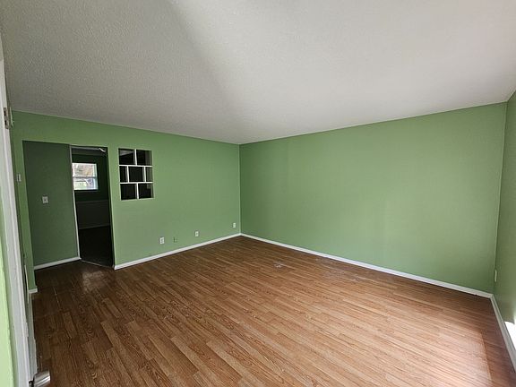 2nd image of 805 Forest Dale Ln #A
