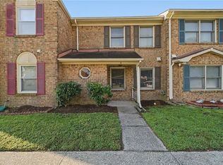 5 Dawn Ln, Hampton, VA 23666