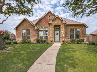 3331 Meadow Bluff Ln, Sachse, TX 75048
