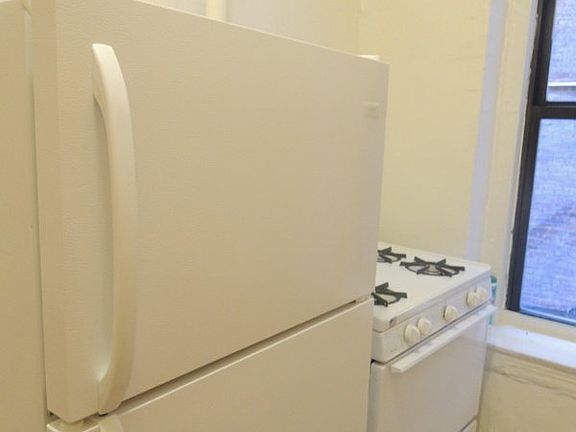 4th image of 145 W 145th St APT 55