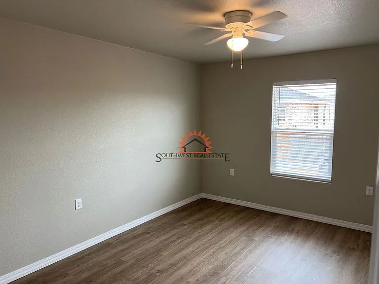 1328 Sonora Duplex — Photo 11