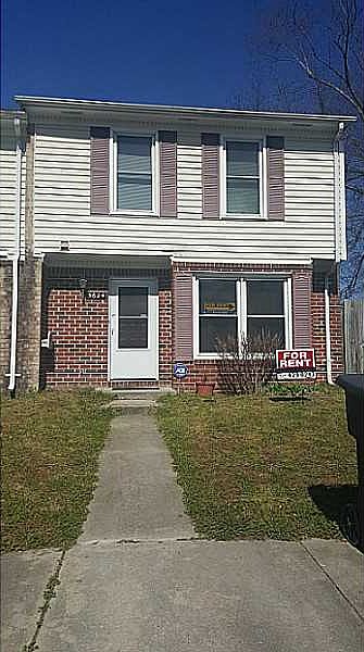 1st image of 5624 Picadilly Ln