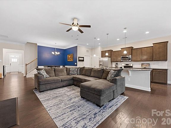 2nd image of 10619 Carver Falls Rd