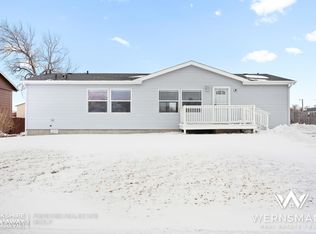 4 American Ln, Gillette, WY 82716