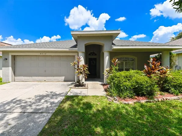 4517 Wild Plum Ln, Lutz, FL 33558