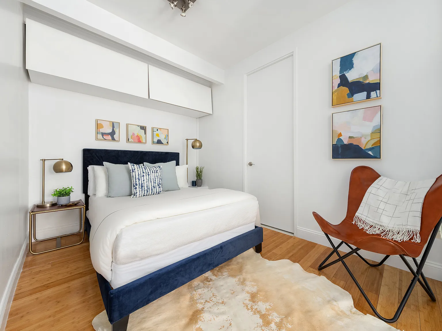 393 West 49th Street — Photo 4