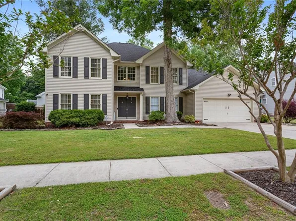 2820 Crossings Dr, Chesapeake, VA 23321