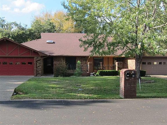 2nd image of 148 S Bay Dr