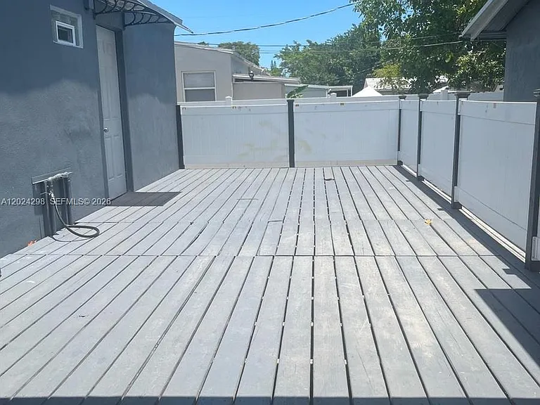 2130 Plunkett Ct — Photo 6