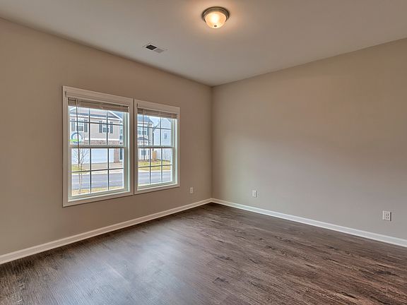 2nd image of 578 Burnaby Ct