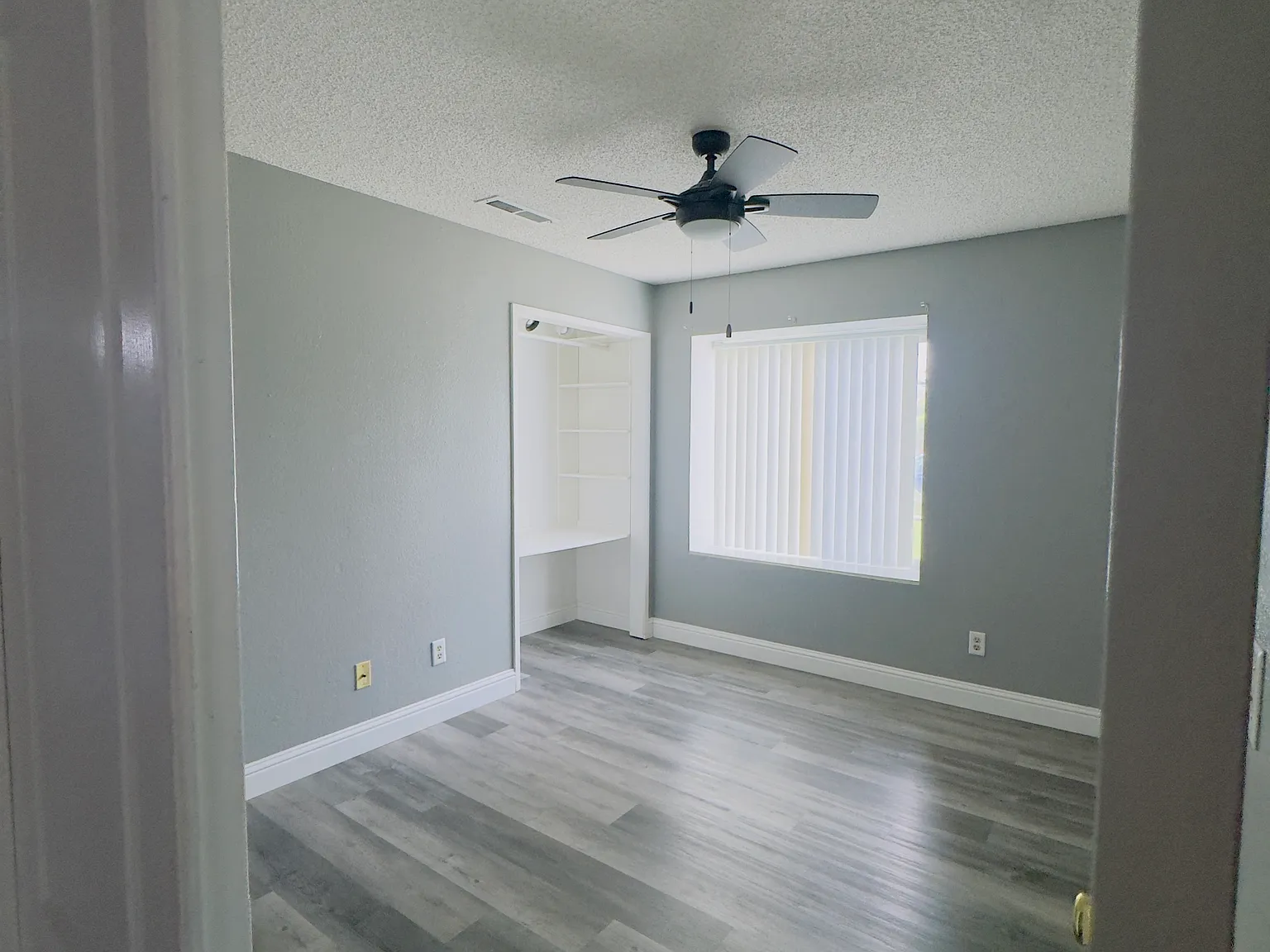 3 bed, 1425 sqft, $2,200 — Photo 4