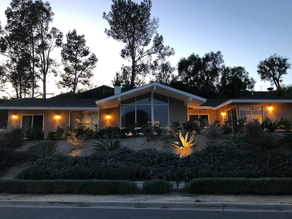 1st image of 10431 Mira Vista Dr