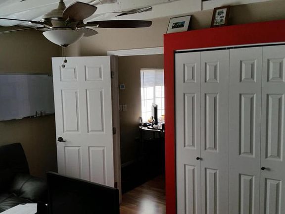 5th image of 2416 W Vista Ave