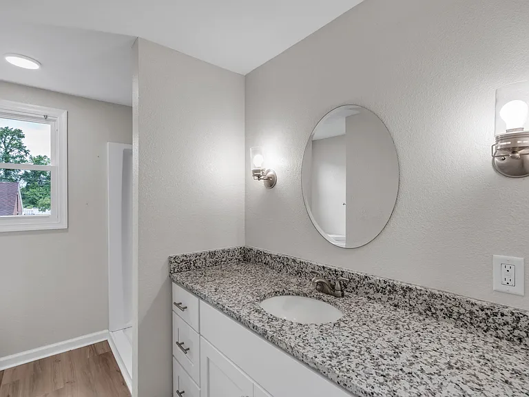 3521 Parr Ln — Photo 15