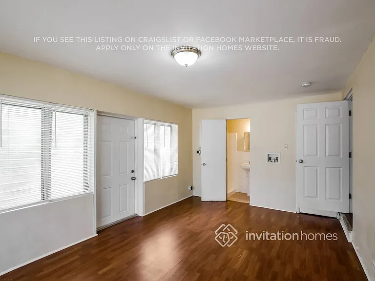 1815 NE 178th St — Photo 14