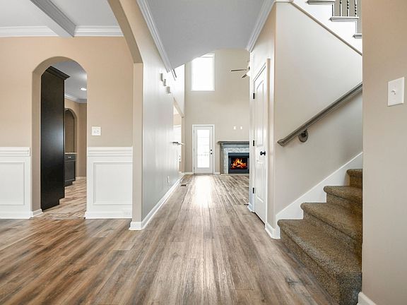 2nd image of 312 Winter Terrace Ln