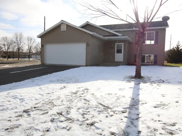 1325 Natures Trl, Alexandria, MN 56308