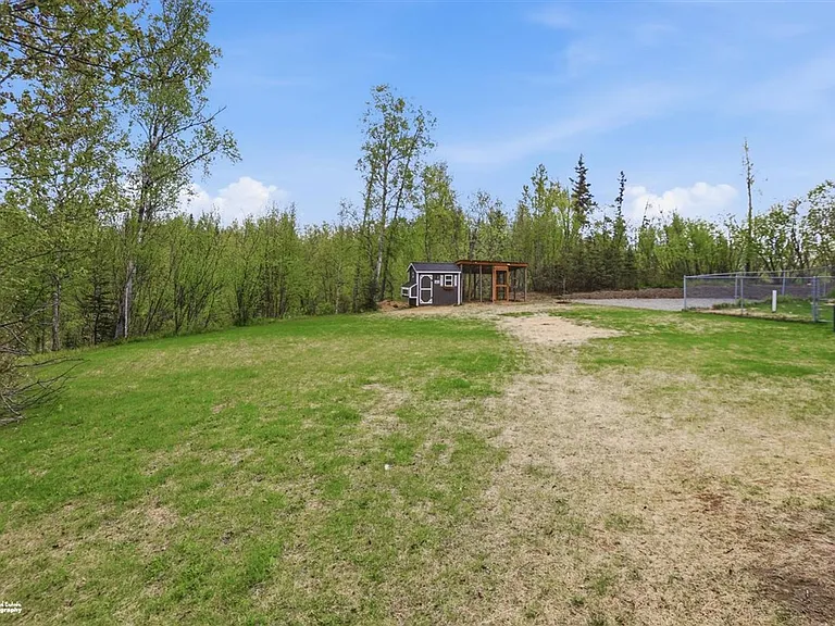 1421 N Landmark Dr — Photo 51