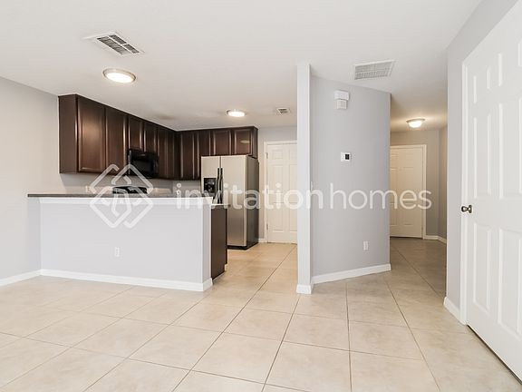 4th image of 3571 Caruso Pl