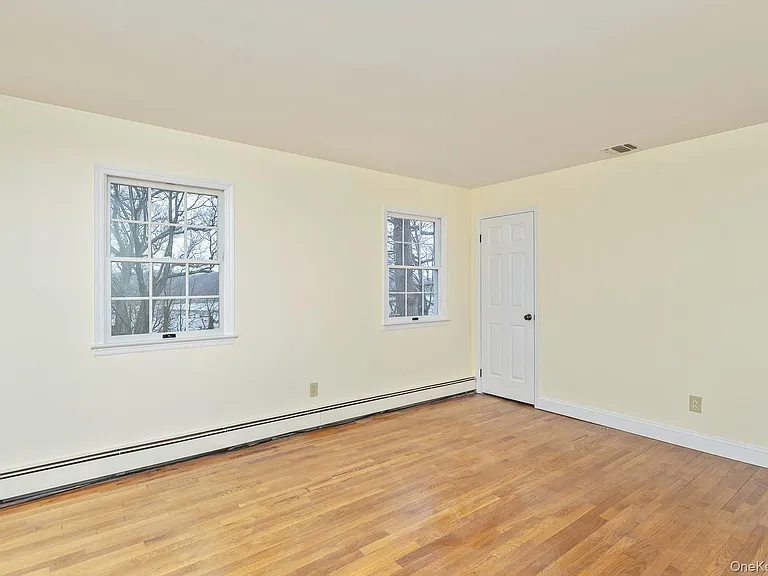 451 River Rd — Photo 22