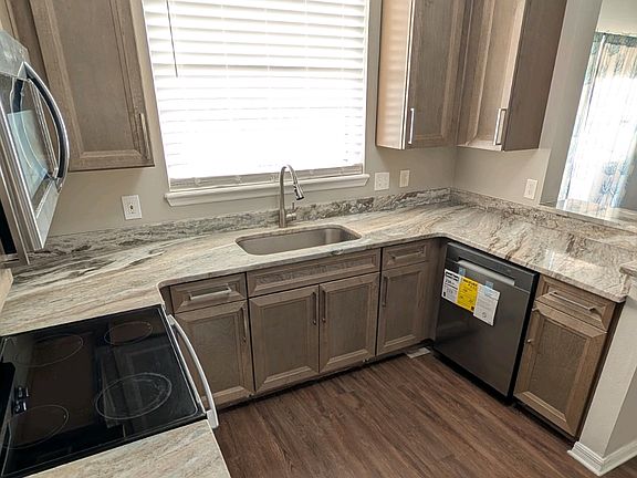 2nd image of 154 Brushcreek Dr