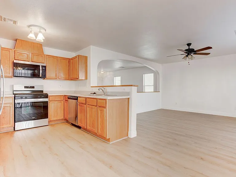 6540 Slate Springs Ct — Photo 9