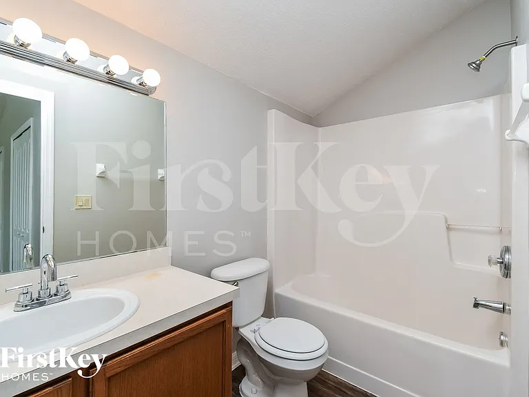 1080 Meadow Point Ct — Photo 12