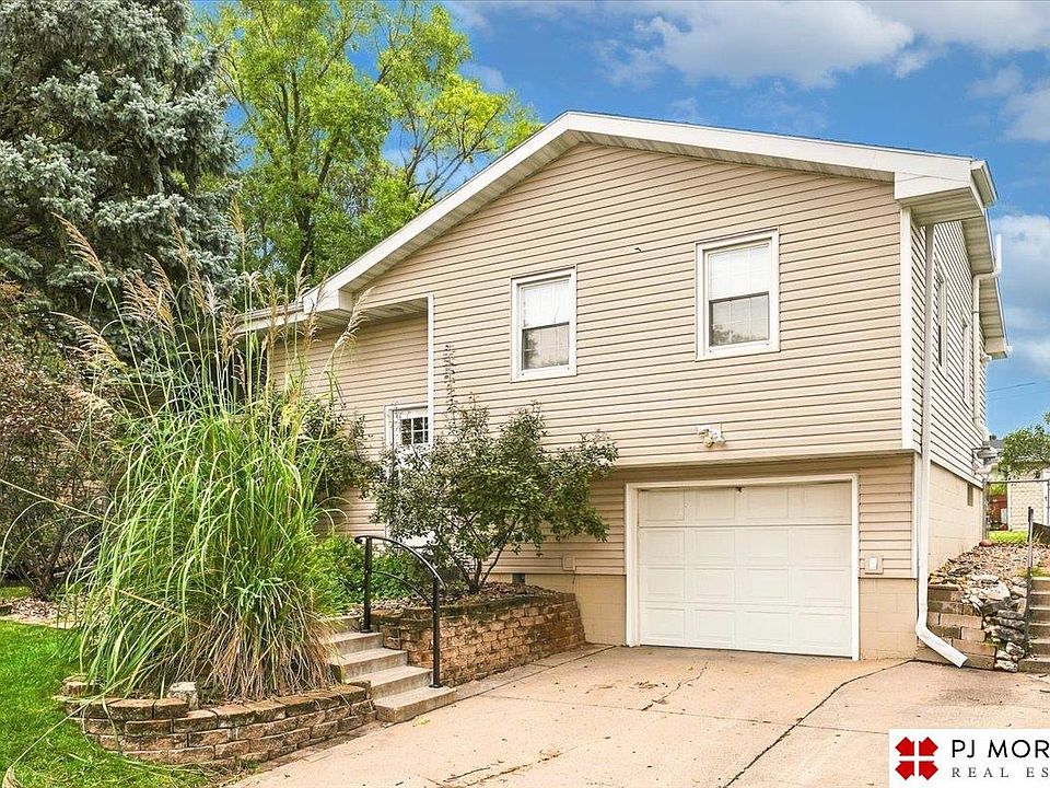 1st image of 4971 Magnolia St