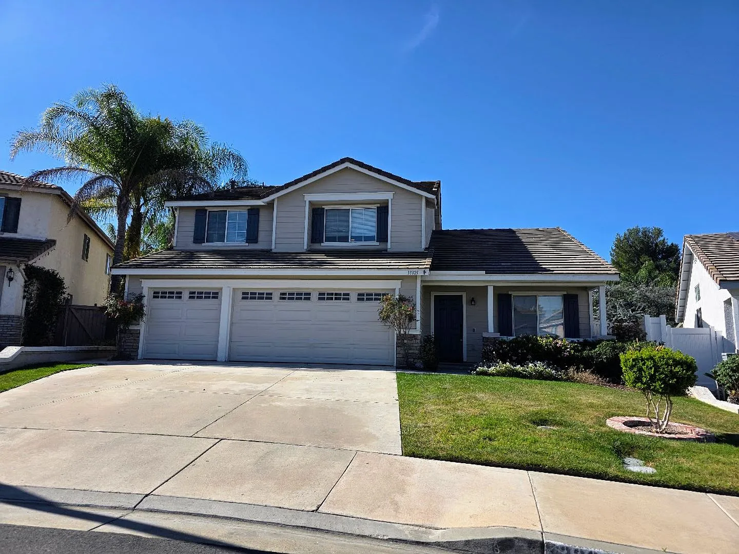 Mid-Term Rental - Beautiful 4 Bedroom Pool Home in South Temecula! — Photo 1