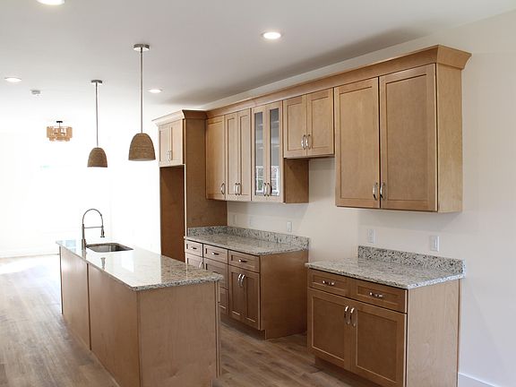 3rd image of 3108 Donna Ln