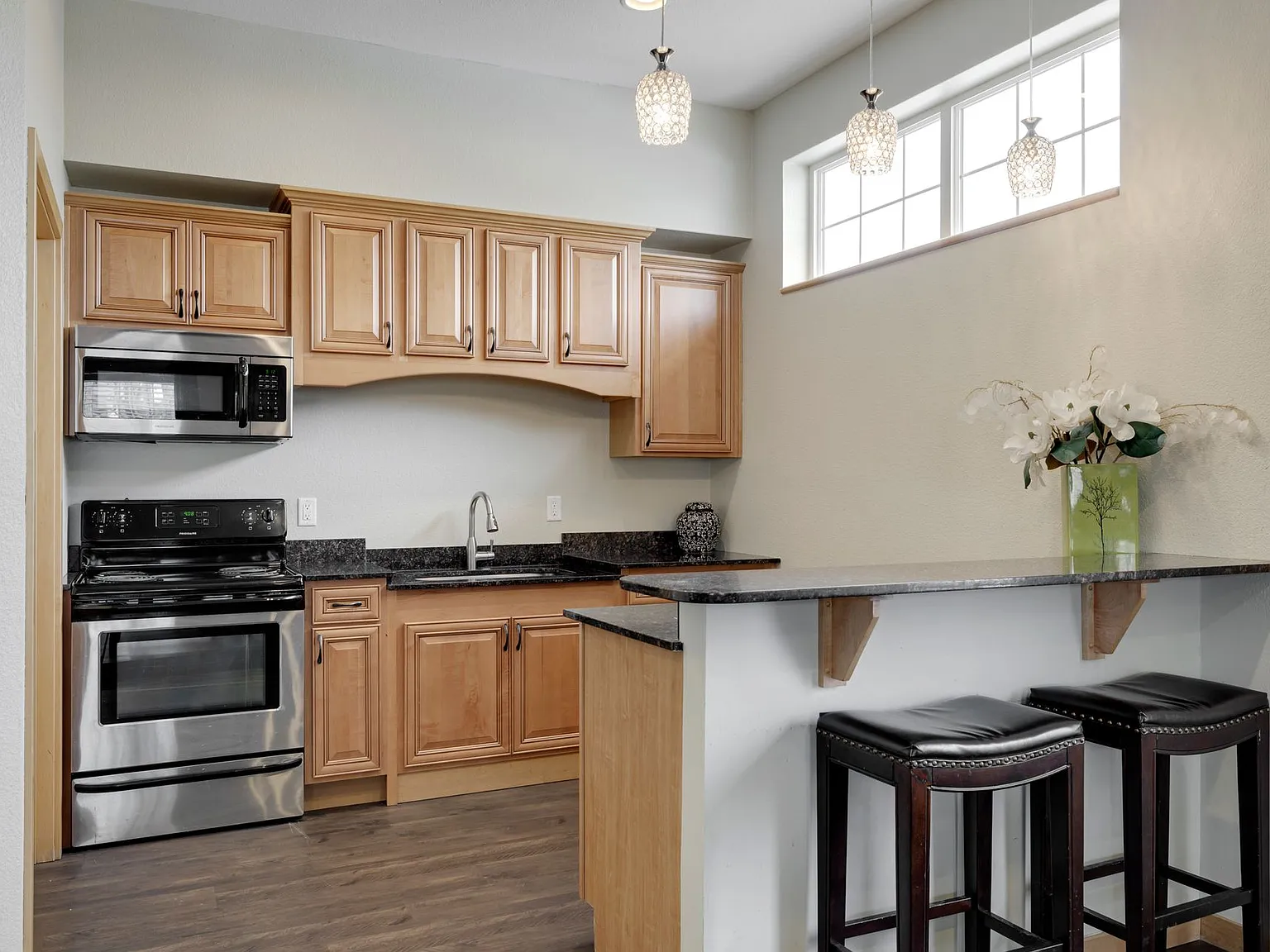 View Pointe Apartments — Photo 2