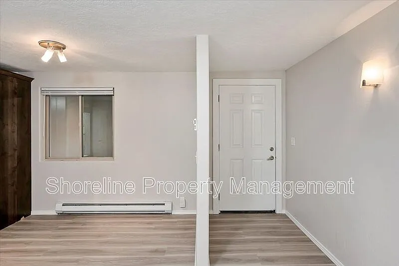2 bed, 2.0 bath, 1162 sqft, $1,895 — Photo 2