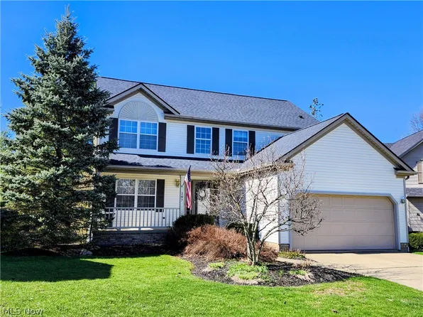 107 Cedar Gln, Chardon, OH 44024
