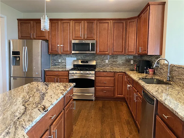 2379 Wheatland Cir — Photo 4