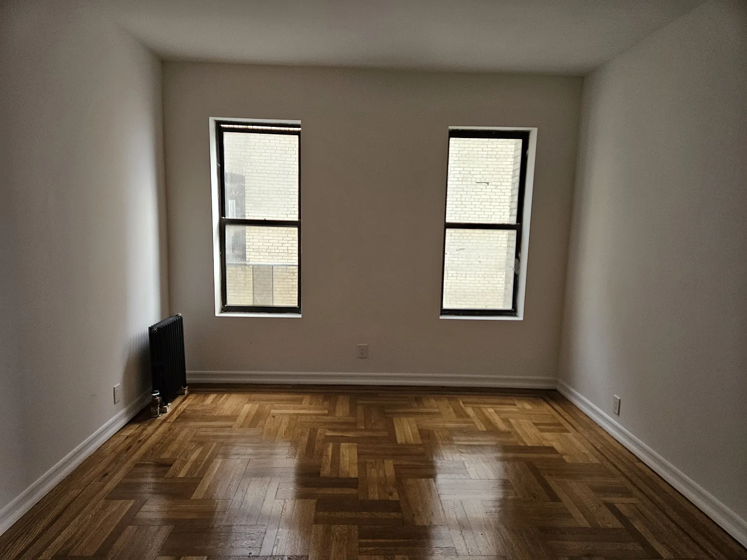 601 Ocean Parkway — Photo 2