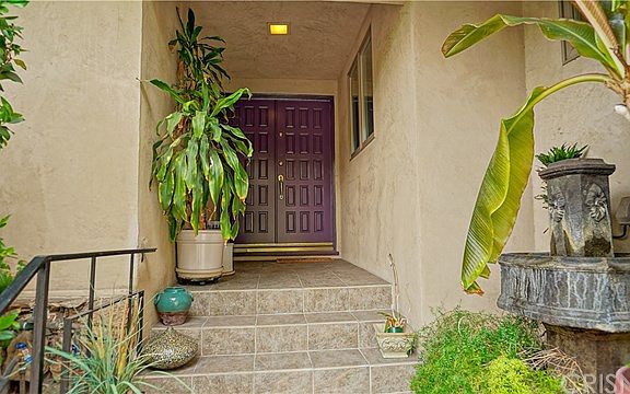 2nd image of 4030 Beverly Glen Blvd