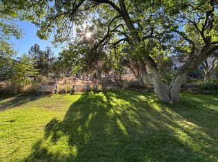 565 Cottonwood Dr, Veyo, UT 84782