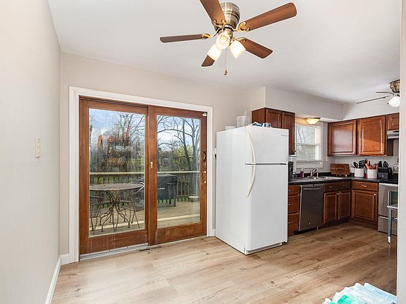 4th image of 4096 Kimberly Dr