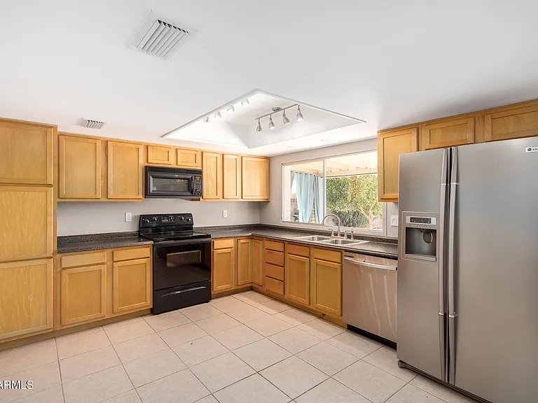 2311 W Del Oro Cir — Photo 13
